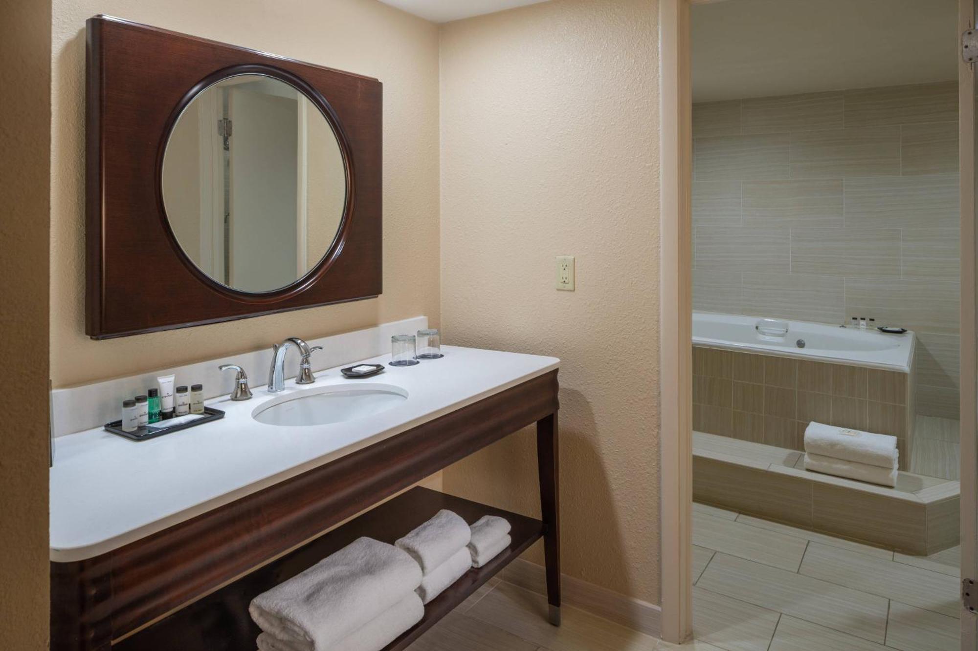Sheraton Tampa Brandon Hotel Mango Exteriör bild